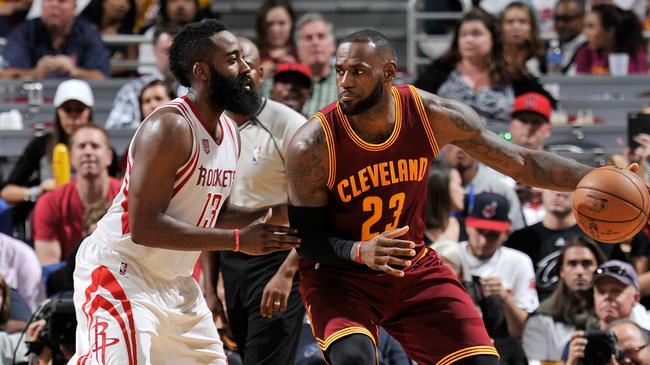 詹姆斯哈登最新消息现在在哪个队 v2-1f3a14b09a3c0e172e363188693f0572_1440w.jpg?source=172ae18b