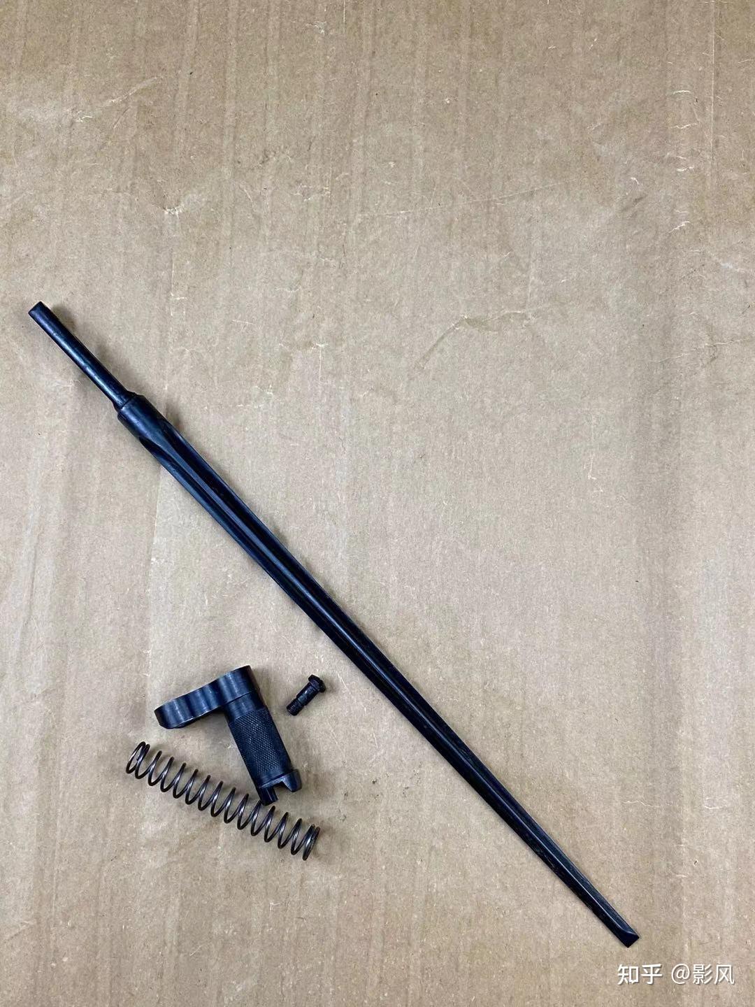 中国解放军56式烤蓝三棱军刺