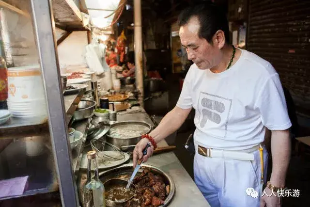 猪脚怎么卤才软烂 v2-1f779dd5ae4ee15bc29e5e7656beec39_r.jpg