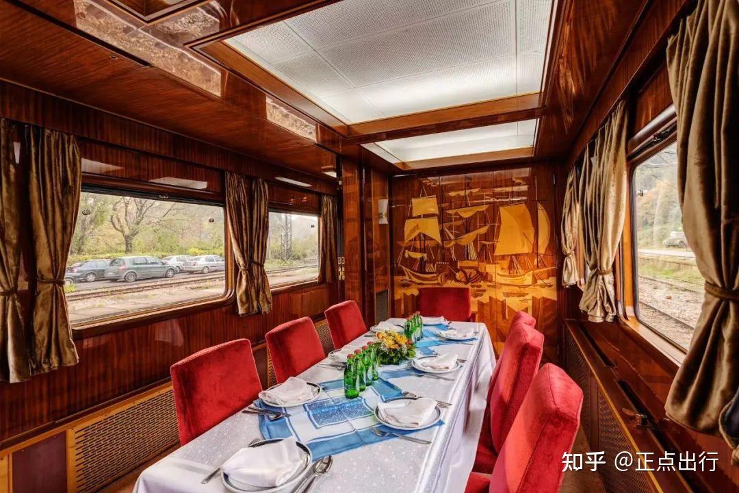 近年来,中国的豪华旅游列车也开始崭露头角
