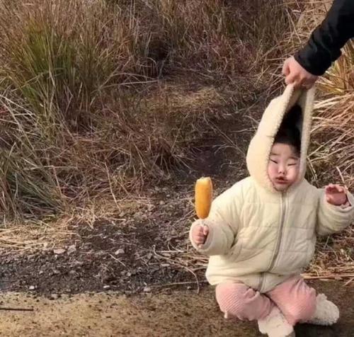 女的沙雕文案,夸美女的沙雕文案