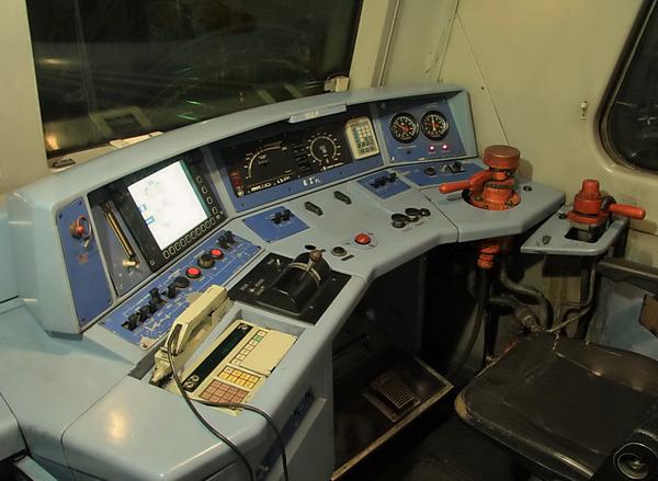 西班牙火车驾驶室图片