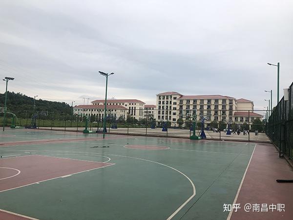 江西省商务技师学院