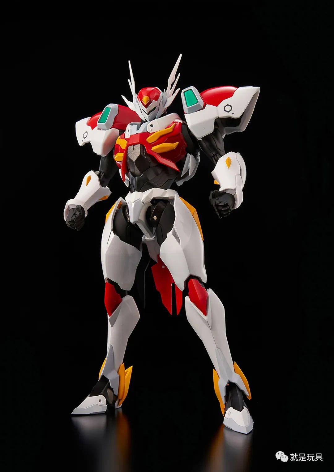 可动性和造型都很优秀对比1992年的动画造型,千值练这款迪博威加强了