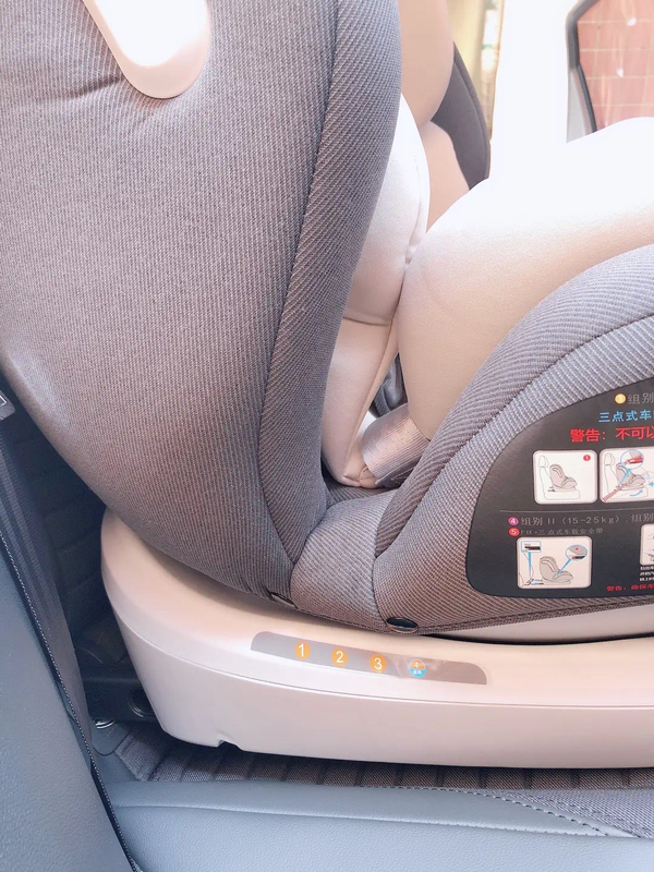 德国贝初beycurr儿童安全座椅