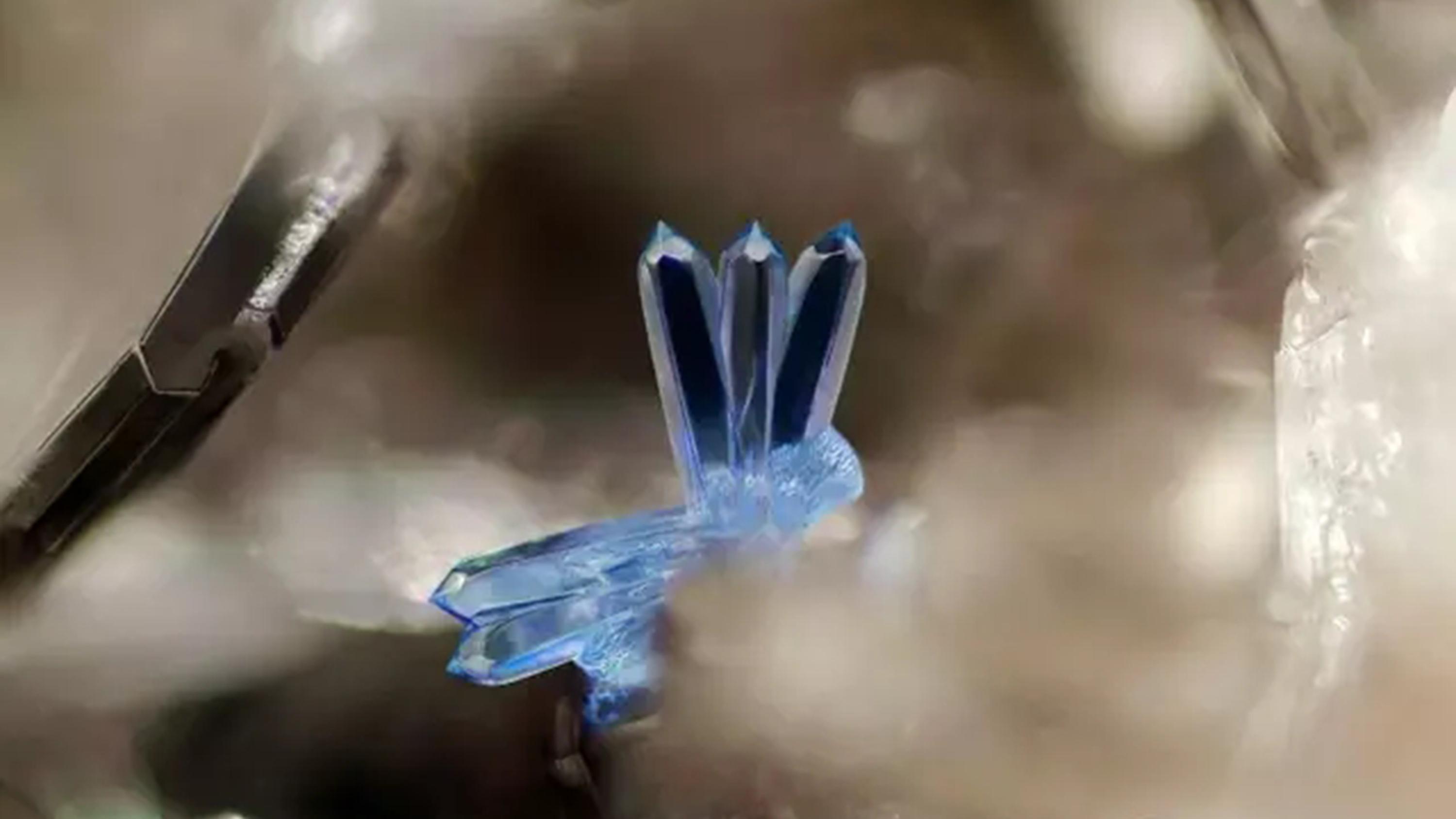 稀少又美丽的宝石品种硼铝石