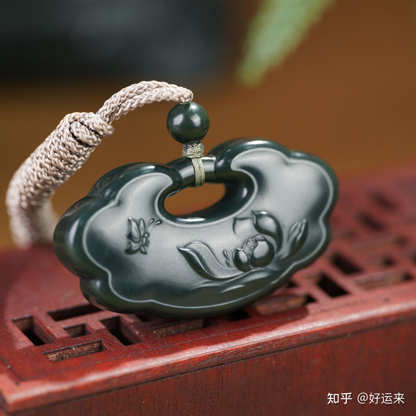 玄青和田玉|最纯正的青色调,一种极致的美! - 知乎
