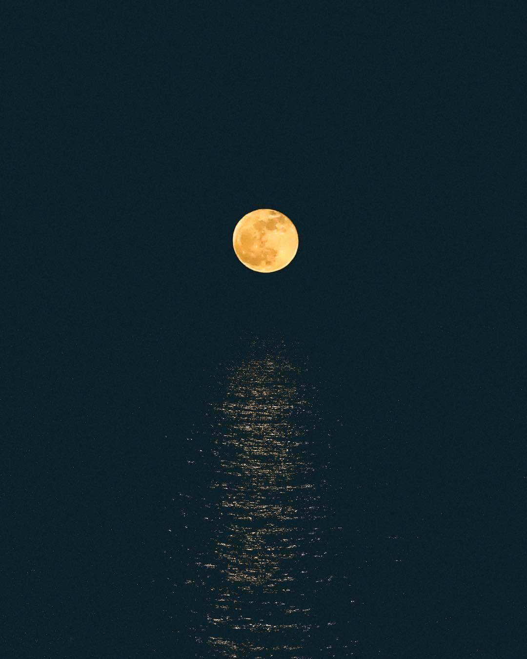 有哪些好看的夜晚系壁纸? - 知乎