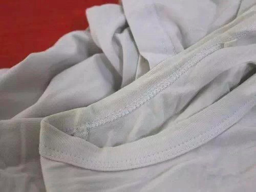 23:发黄的t恤起球的毛衫