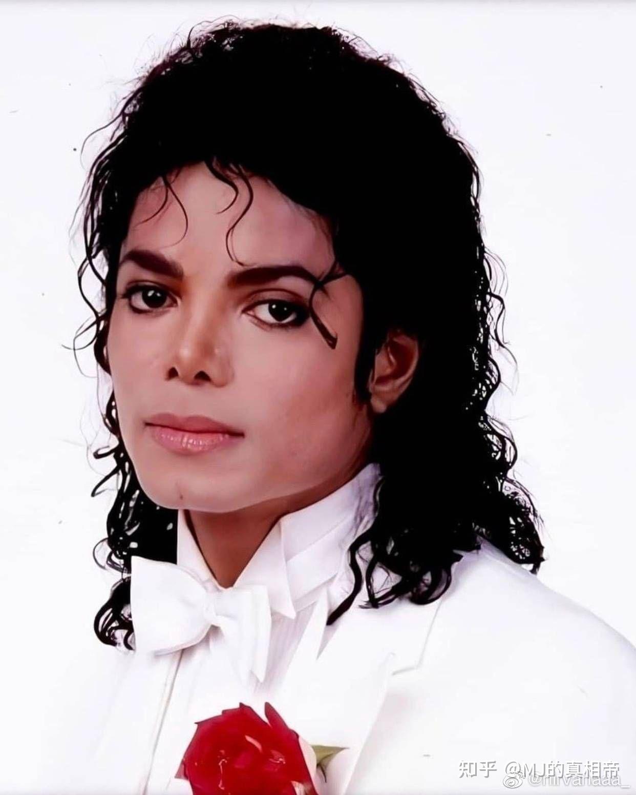 迈克尔杰克逊在世界乐坛是一个怎样的存在