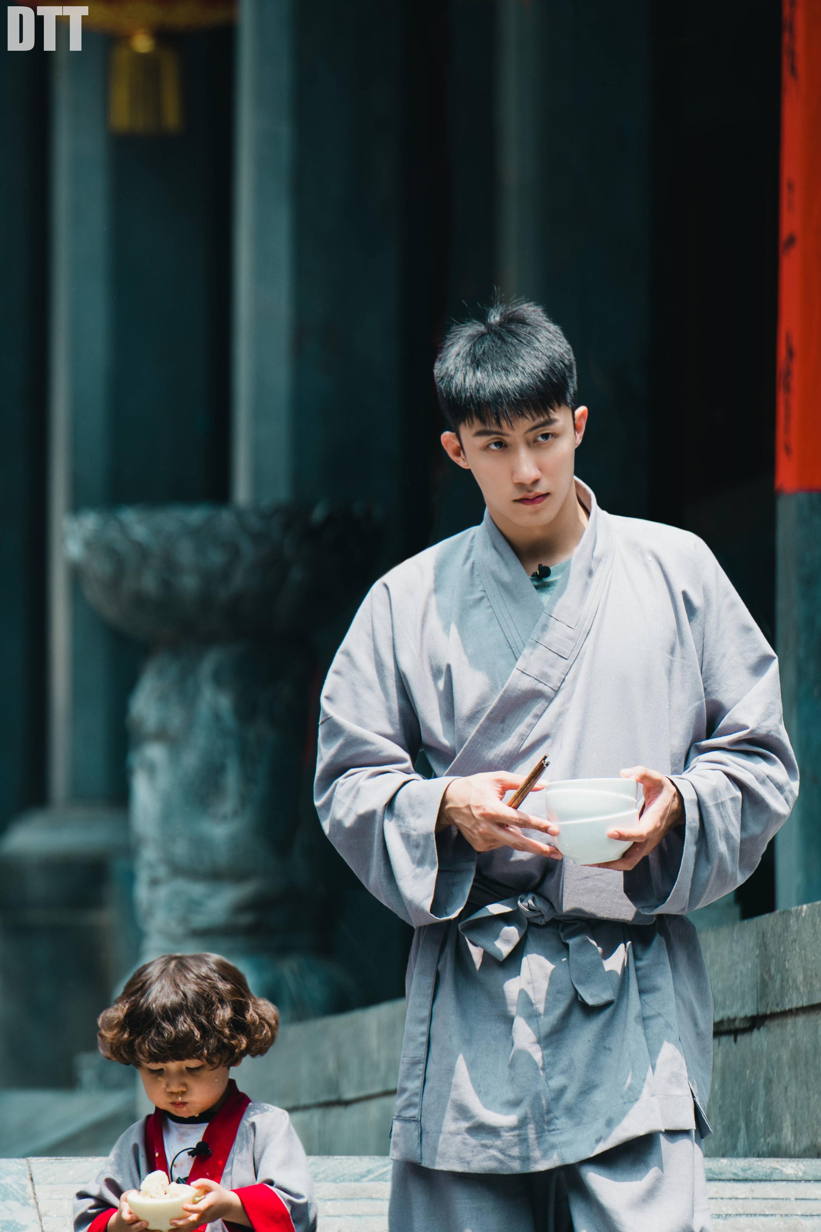 如何评价黄景瑜在《放开我北鼻》第三季里的表现?