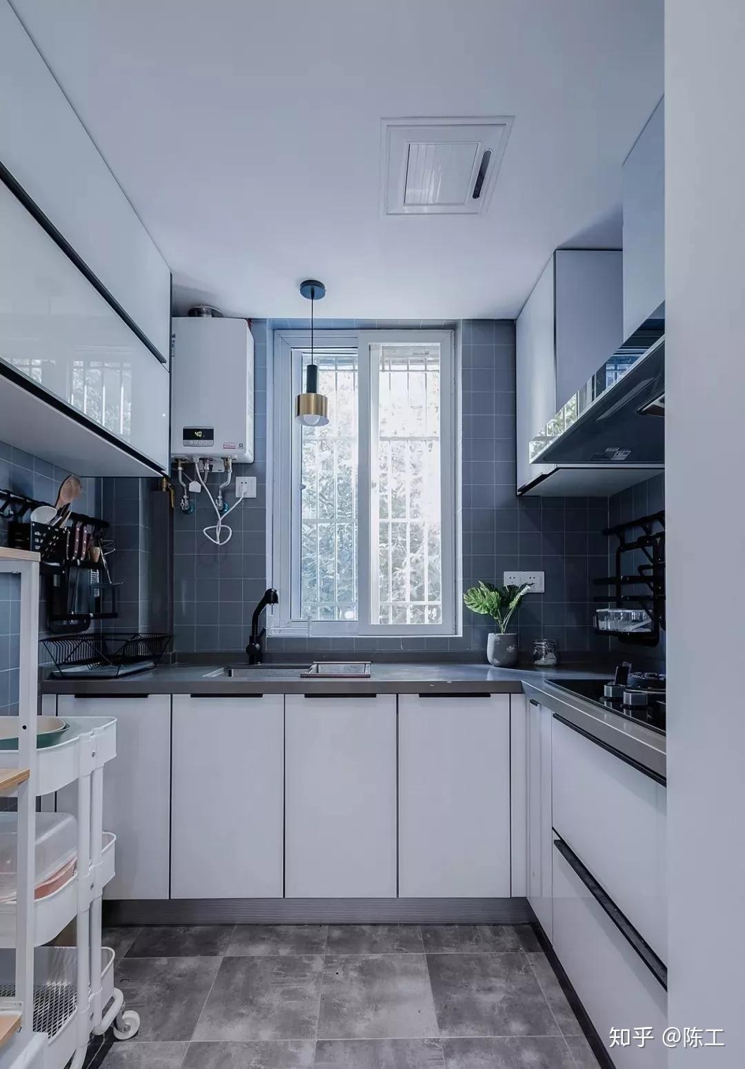 建筑面积70平米的小两房应该如何设计装修?