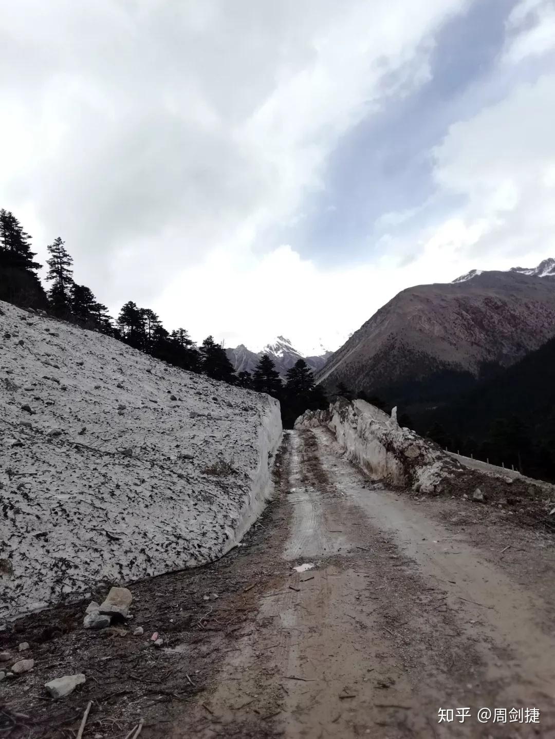 这样也行?(4200公里多少油钱)4200公里开车需要多久,(图35) 这样也行?(4200公里多少油钱)4200公里开车需要多久,(图35)