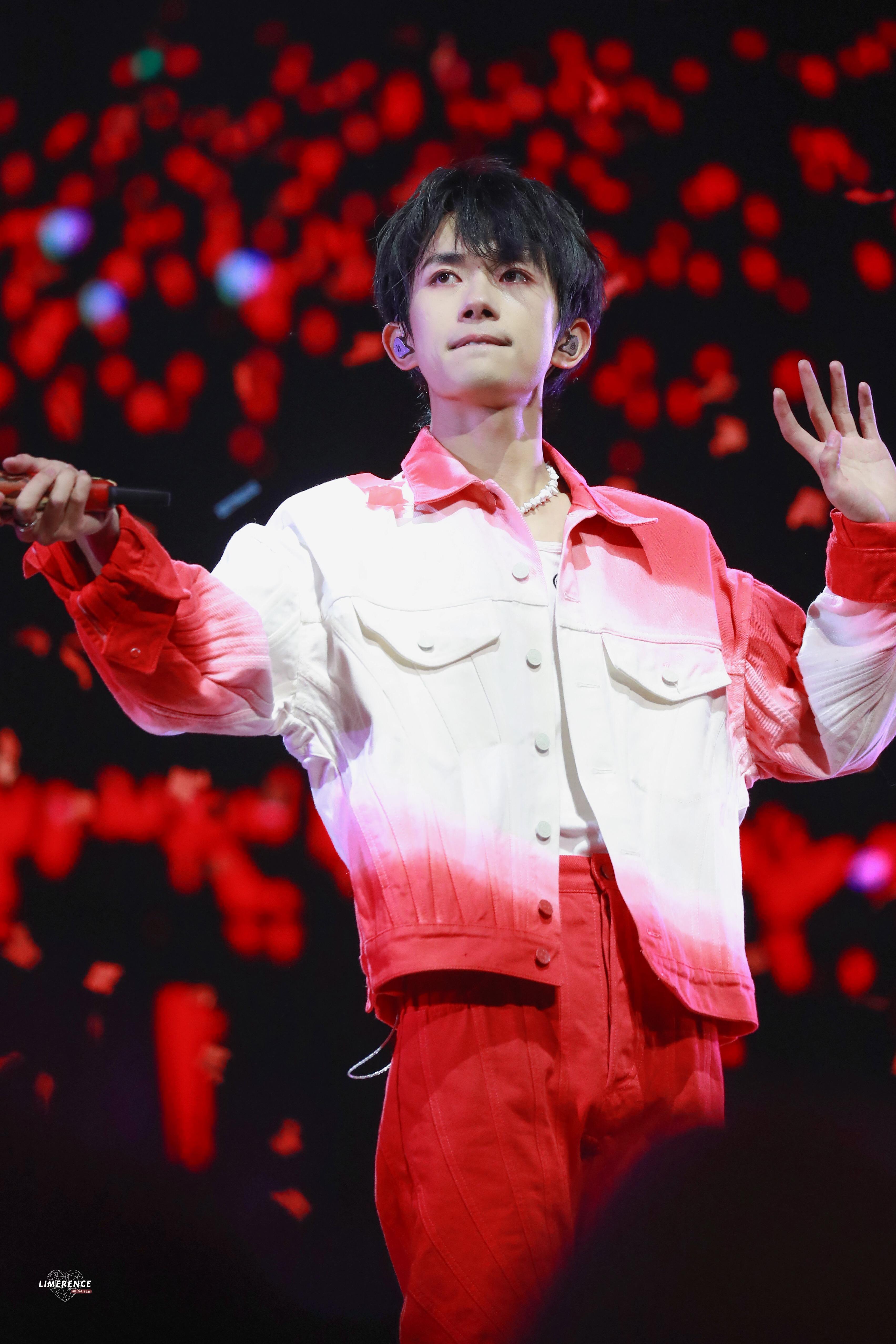 《每个眼神都只身荒野》 《大城小爱 《舒适圈》.