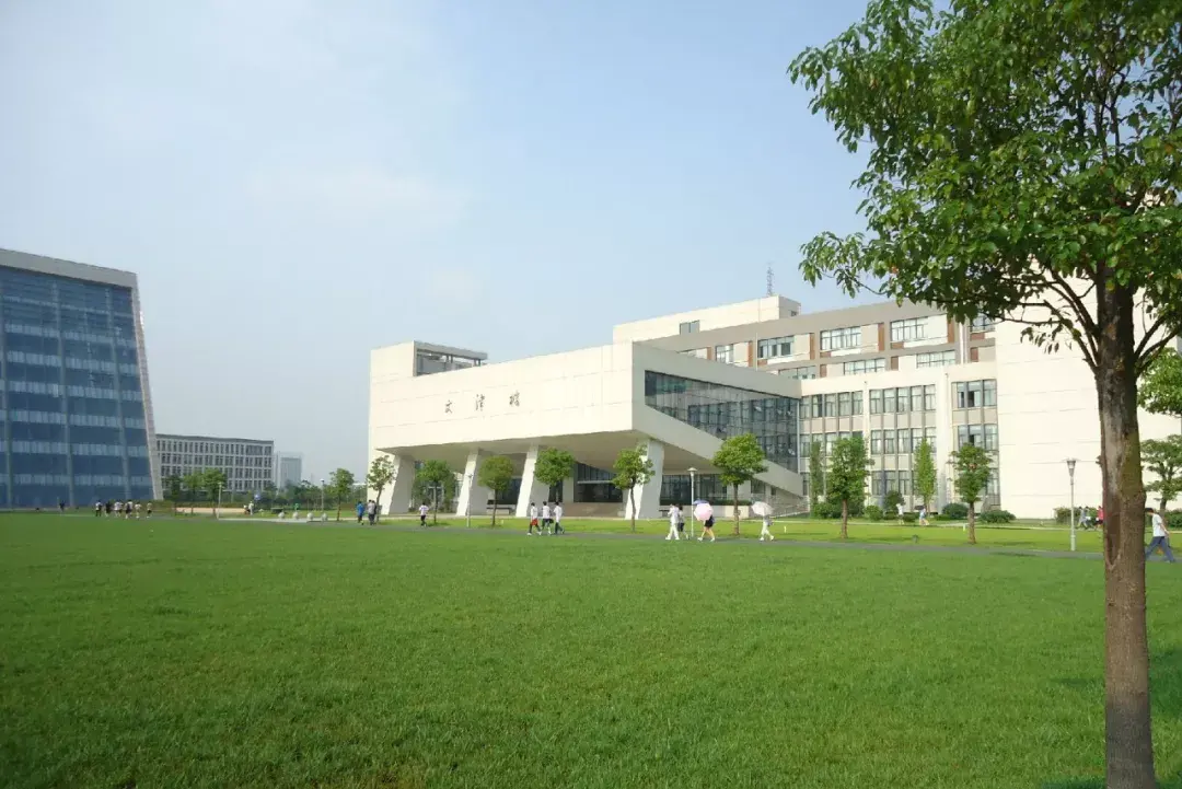 除了专转本你还可以参加扬州大学全日制专接本
