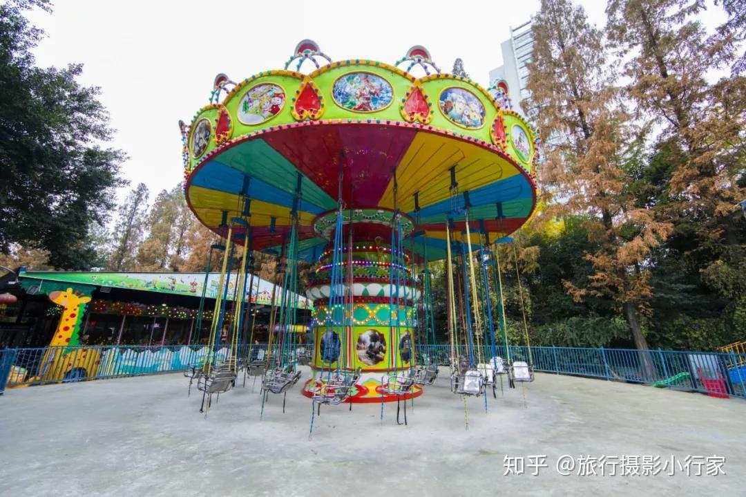 交通:地铁2号线侨香站a出口34,深业上城loft小镇一个隐藏在城市里的