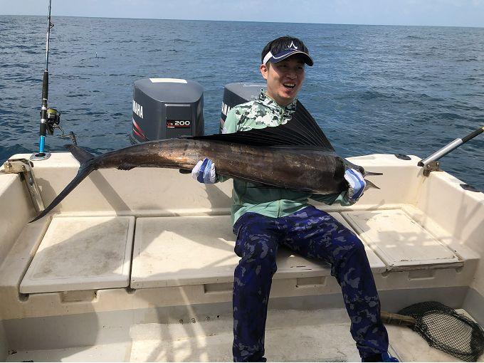 这里的旗鱼让你钓到手软来自马来西亚北根的惊喜