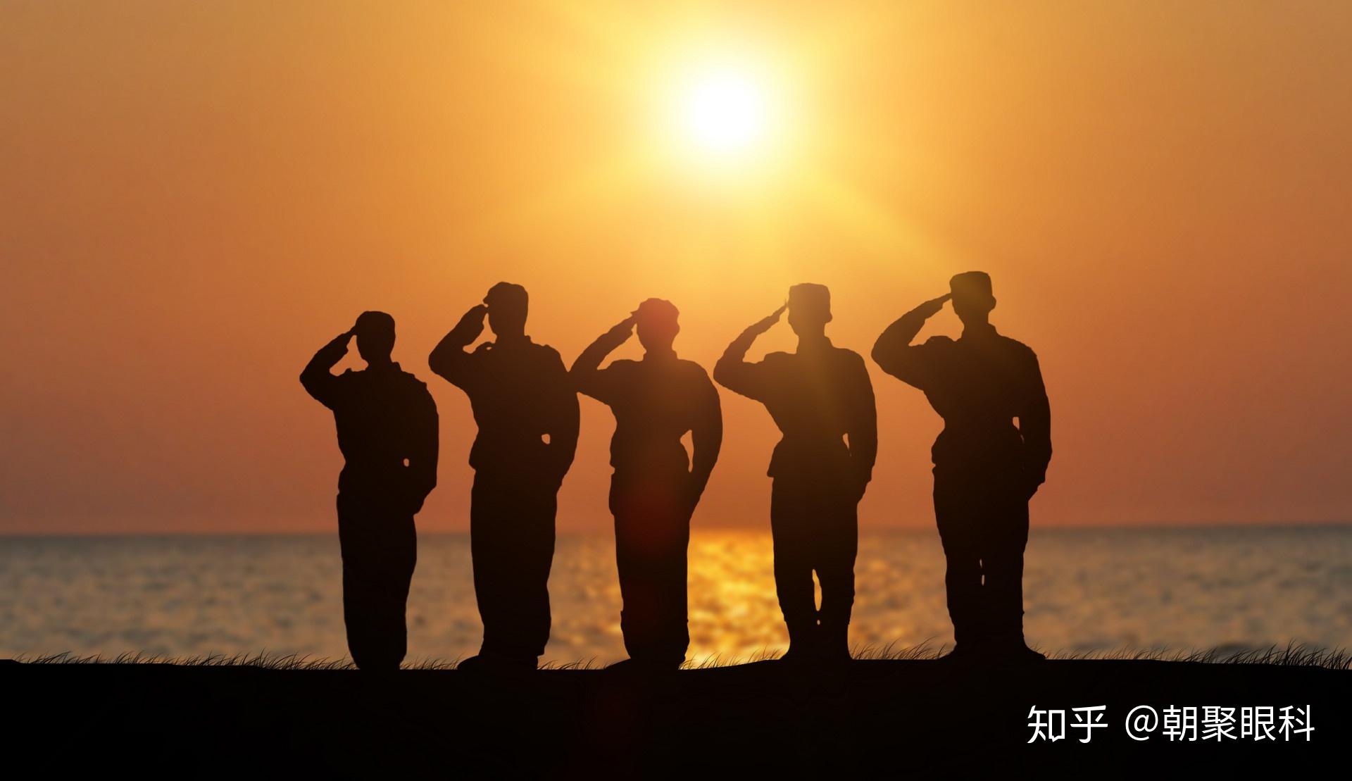 然而很多有志参军的青年朋友,在军检的"铁面无私"前,因为视力问题与