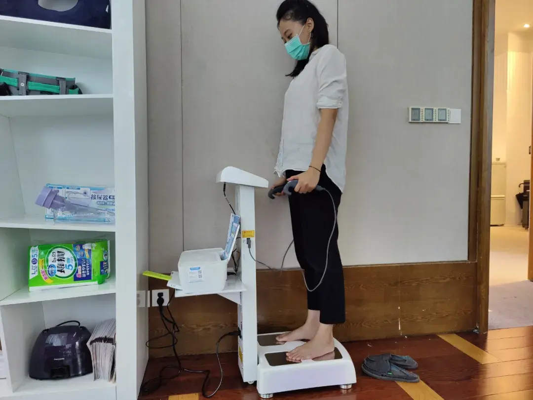 和乐谷健康小屋丨新型自助体检方式你确定不看看