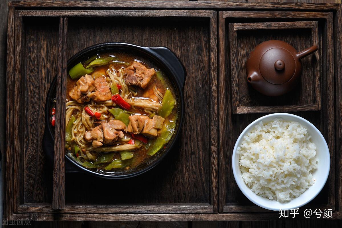 1 人赞同了该文章馋嘴小狐狸,边吃边找自己兮颜