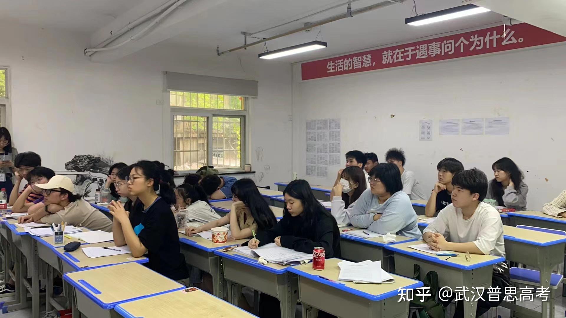 高考复读必须要上复读学校吗？武汉高三复读培训机构告诉你 - 知乎