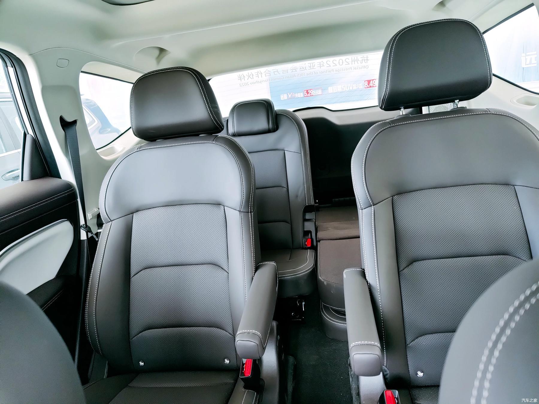 吉利嘉际到店实拍内饰质感出色