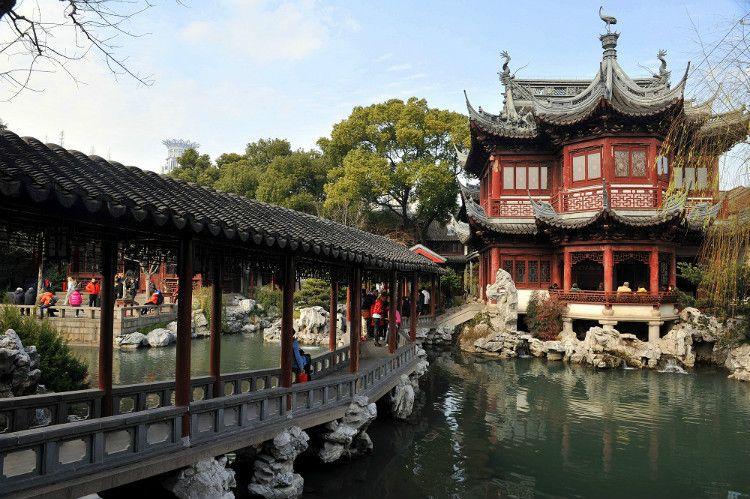 人生中第一次到上海旅游，应该如何住宿游玩，有哪些必打卡的景点 - 知乎