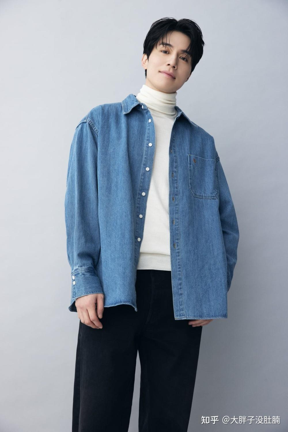 在过了适婚年龄的年纪,李栋旭被问到是否对结婚不感兴趣时,他回答