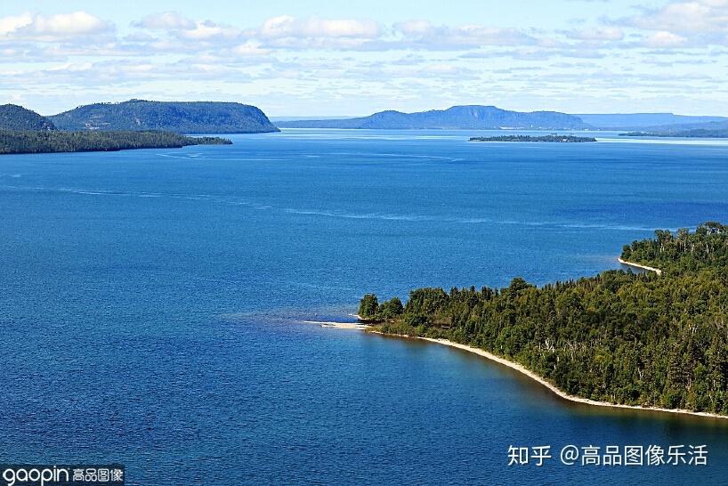 世界最大淡水湖蘇必利爾湖其面積竟能超過捷克共和國