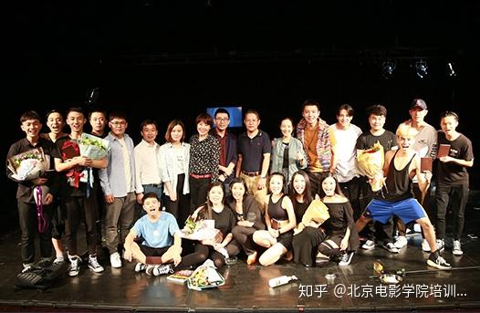 如何考上北京电影学院表演系 v2-23585e89481a33286c3a6941a3c76fa9_r.jpg