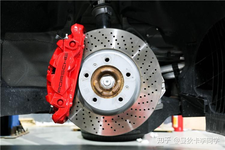 我们的年轻丨保时捷911(991.2)改装gt3包围 轮毂 刹车卡钳 - 知乎