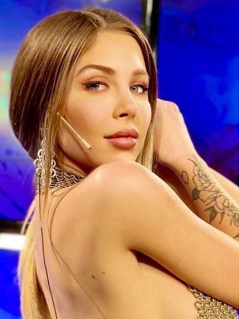 阿根廷国家电视台女主播romina malaspina