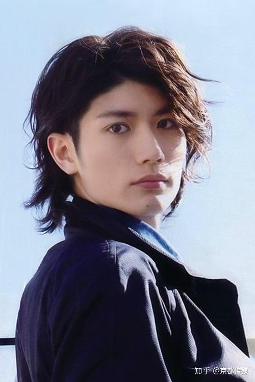 日本男演员三浦春马去世年年仅30岁，曾主演《恋空》男主角- 知乎