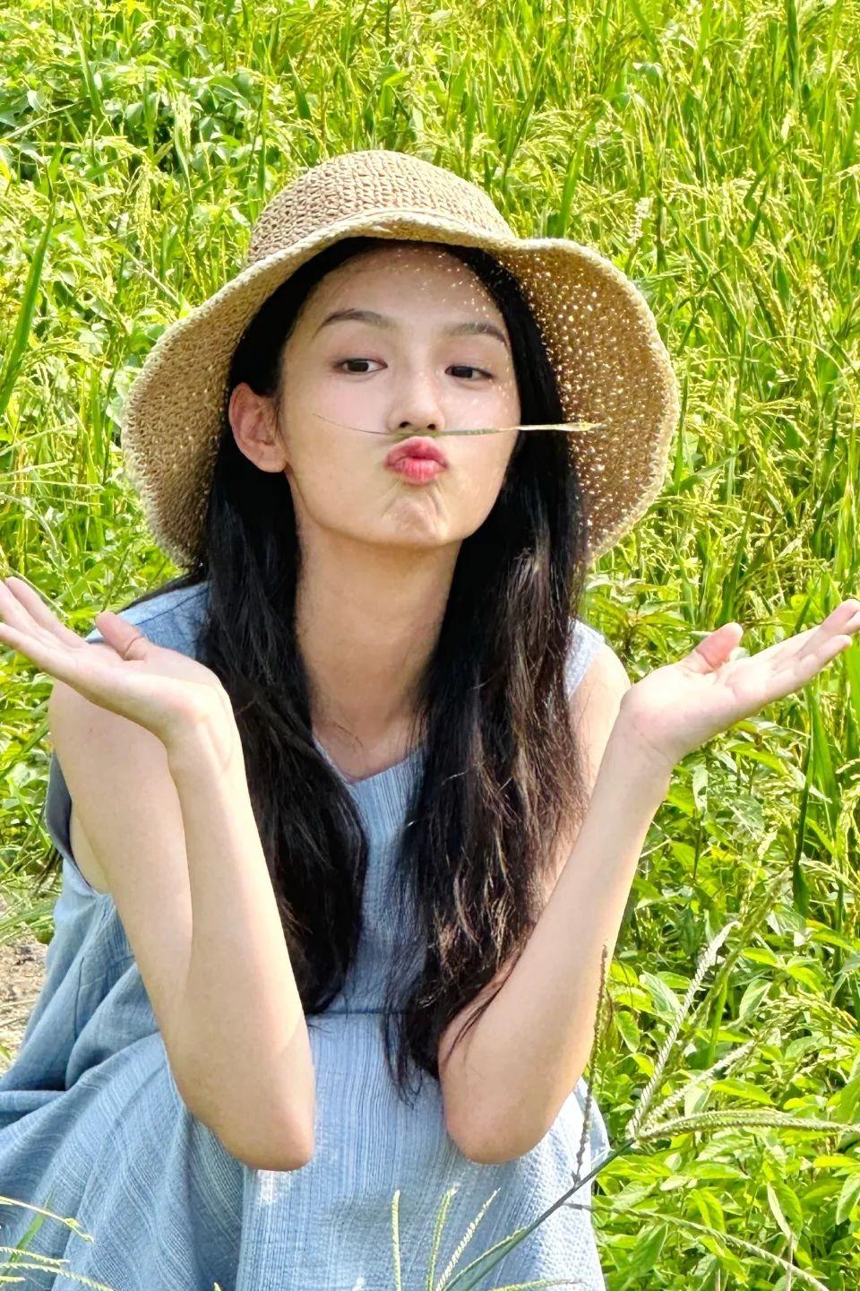 和周迅互撕20年后李冰冰终于捧红了亲闺女还是她狠