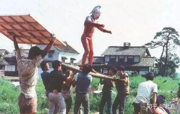 梦见送葬队伍，意外与生命意义的交织