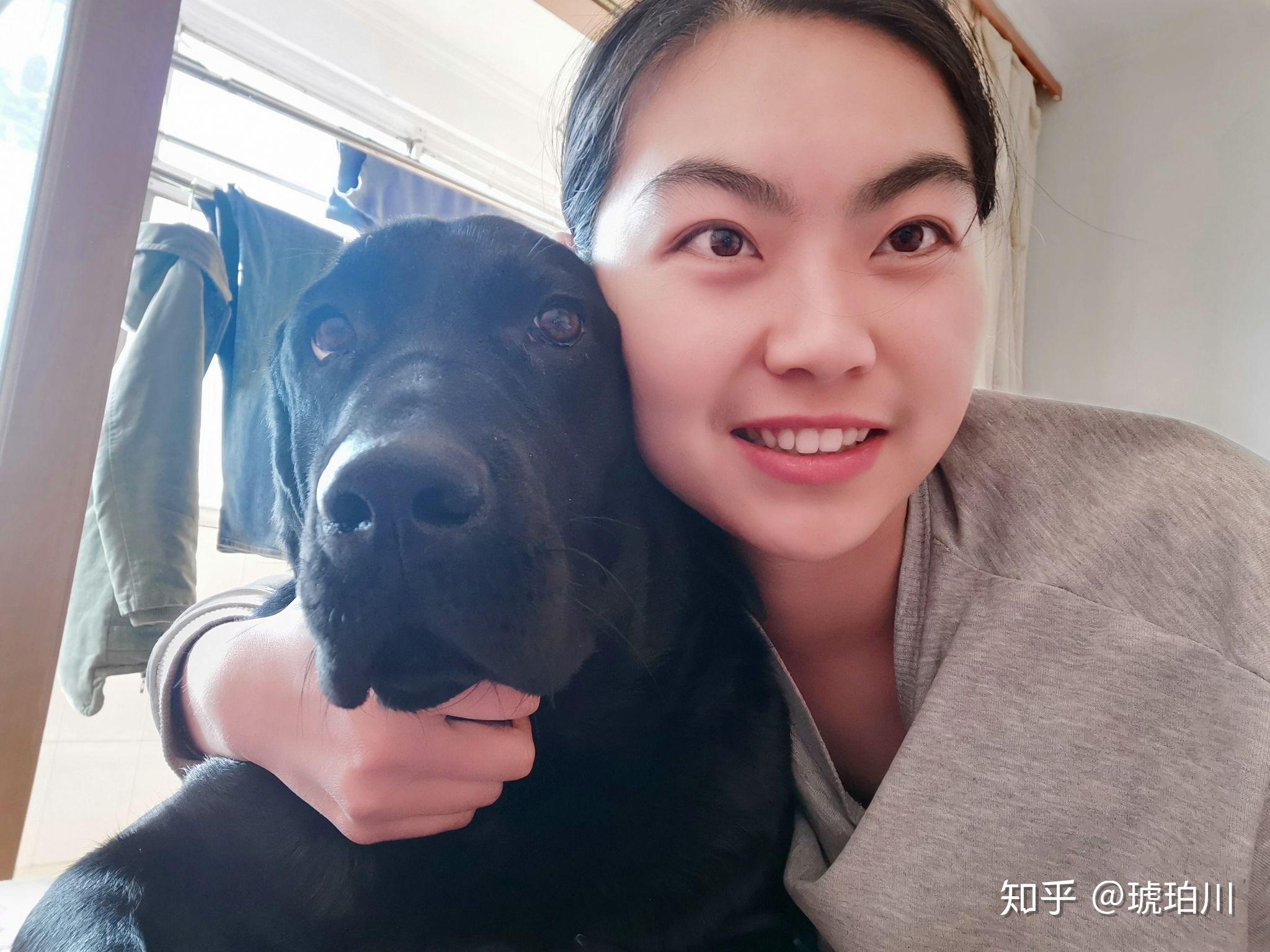 作为一个浓眉大眼的女孩子是怎样的体验？