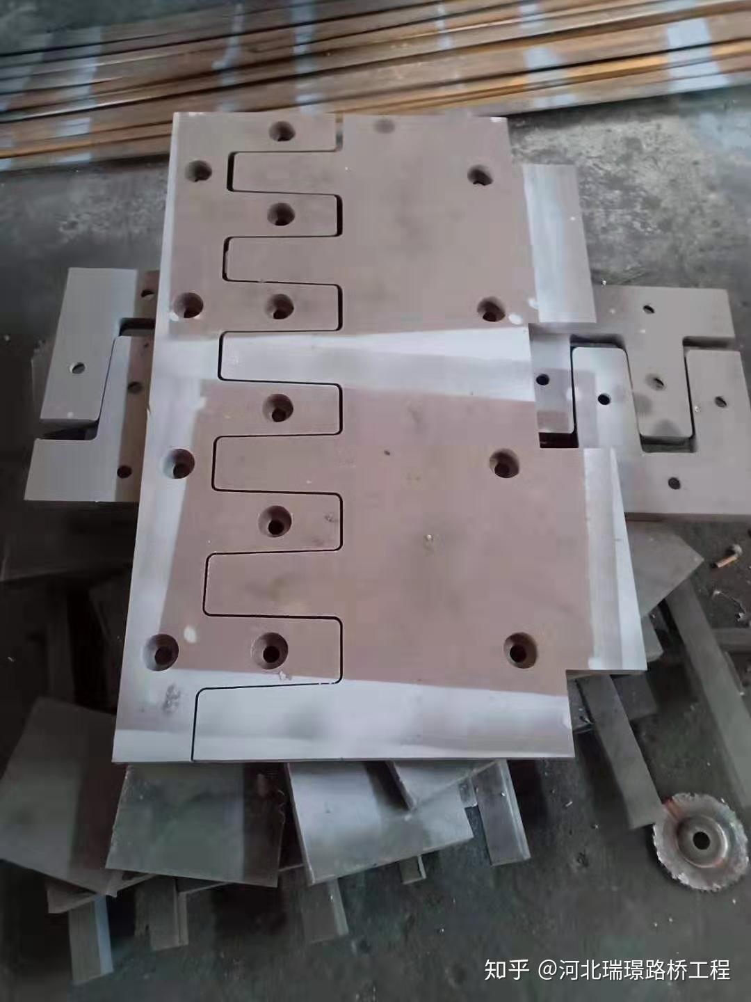 v2-2435dd02a4f3dab5b37b80fa2fcb5a49_r.jpg