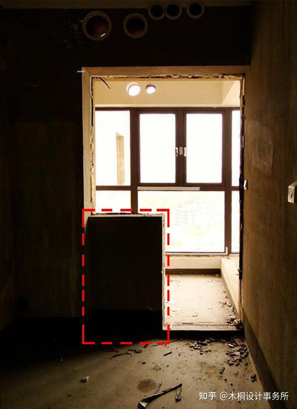 还有就是一些阳台的配重墙,门头梁,柱子等,都是不能拆除的,要特别注意