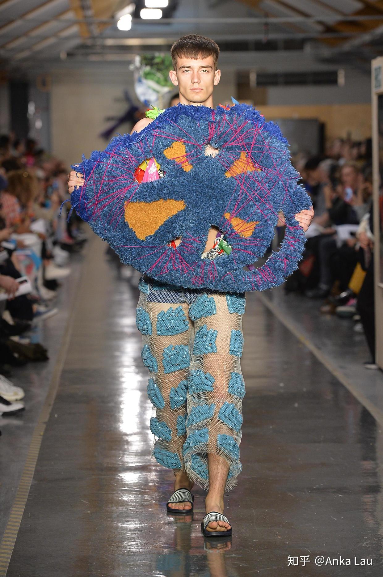 英国中央圣马丁学院服装设计本科针织设计方向knitwear作品集与申请