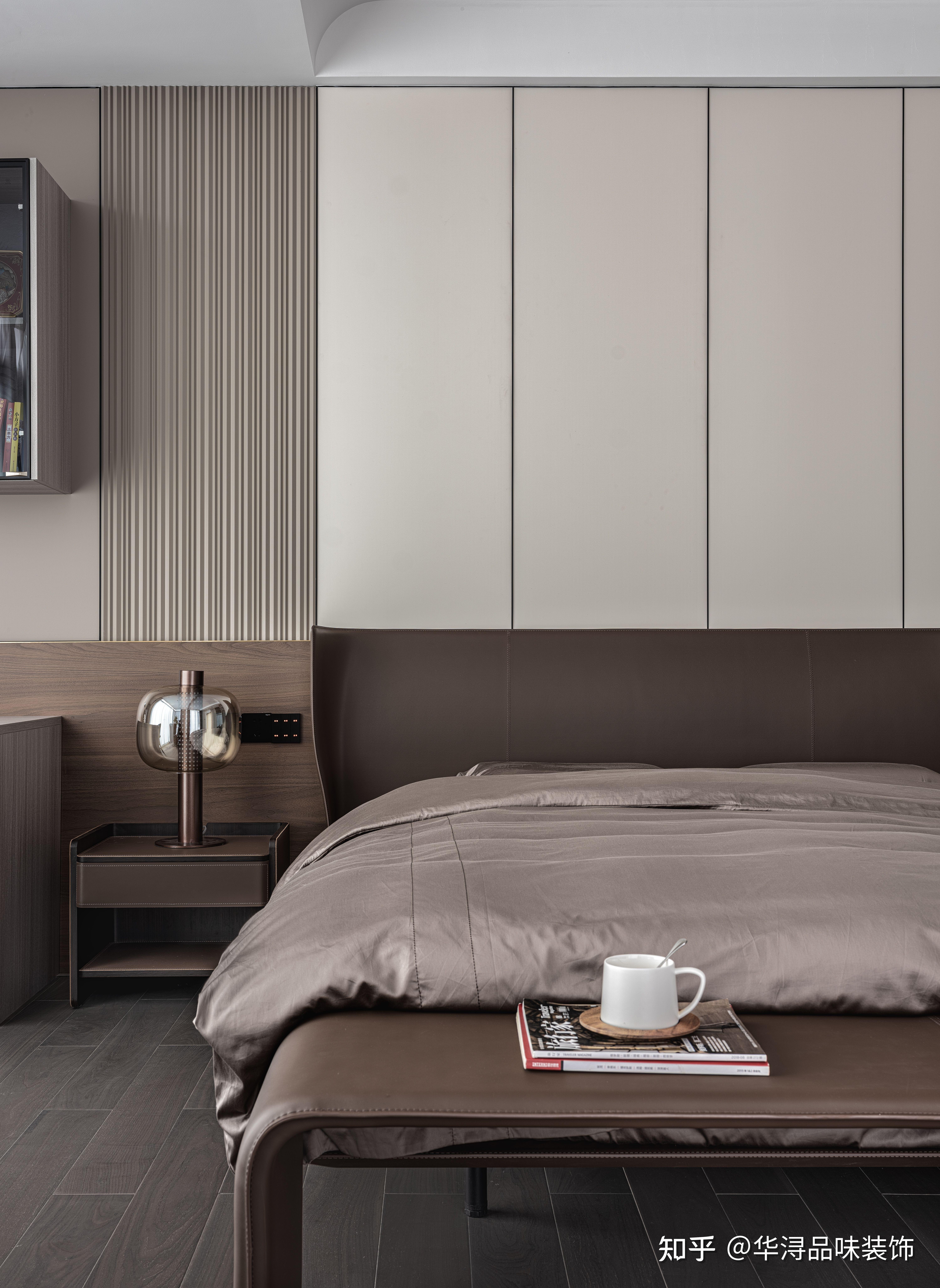 一眼心动的意式极简风别墅设计,色彩与材质的碰撞,外透简单,内蕴奢华!