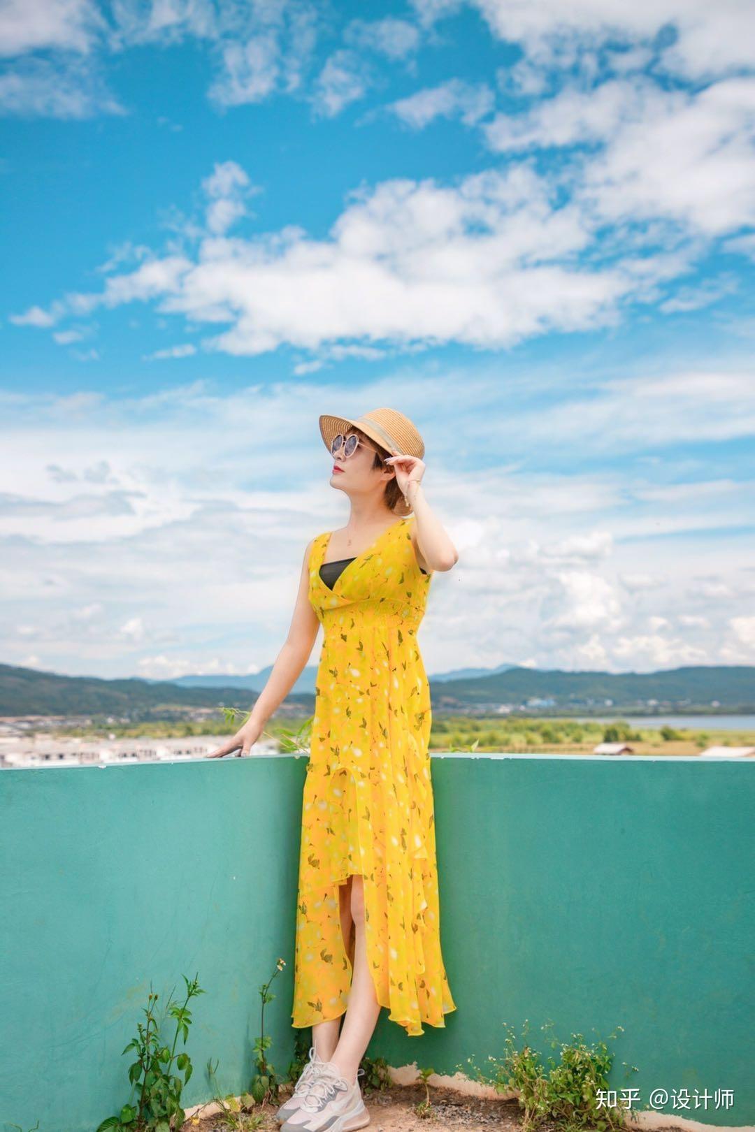 中年女士拍照这7个通用姿势用起来拍照尽显你的优雅和气质美