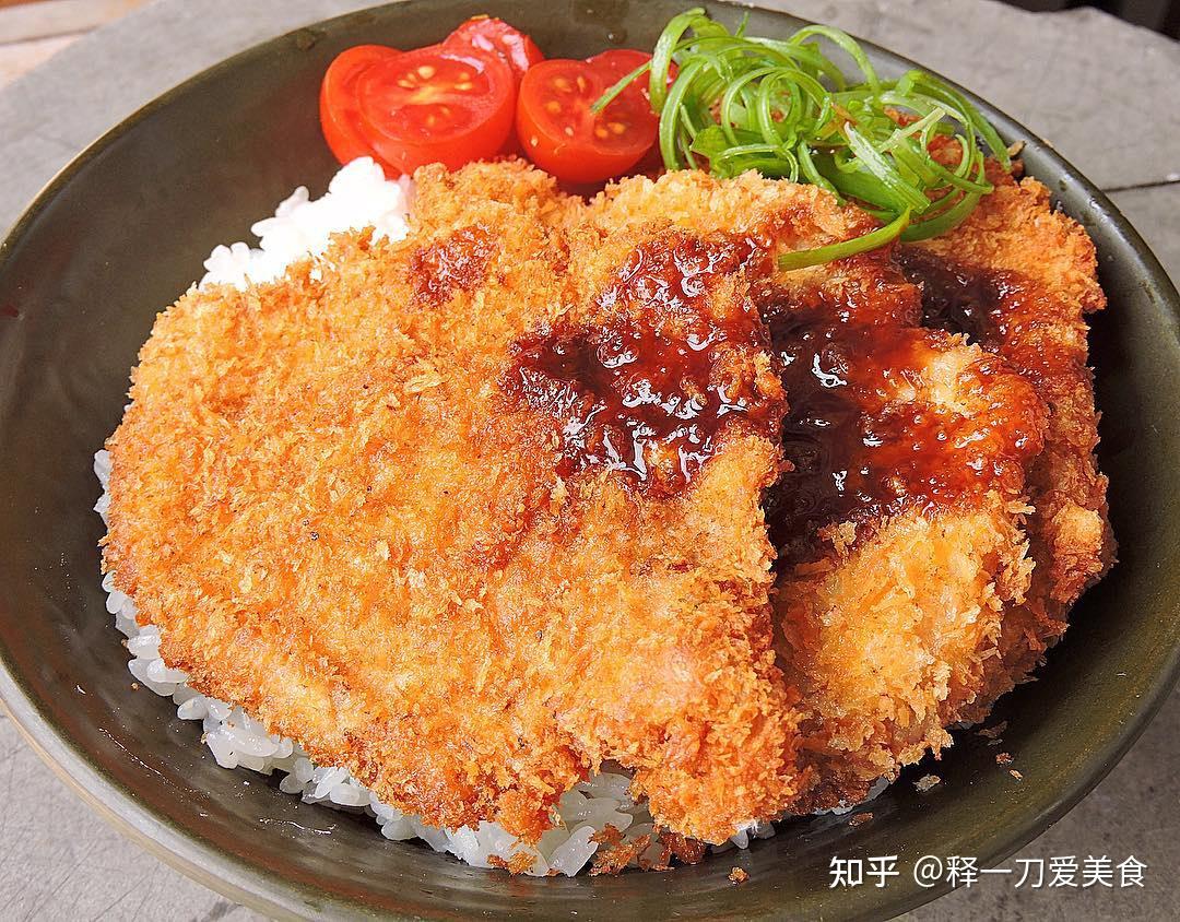 日式咖喱猪排饭，第一次吃到这么好吃的猪排！ - 哔哩哔哩