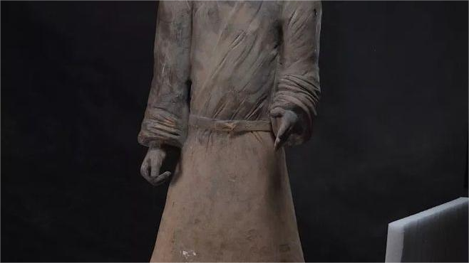 双尾鹖冠,鱼鳞铠甲,彩色花结:如何正确欣赏一尊将军俑? - 知乎