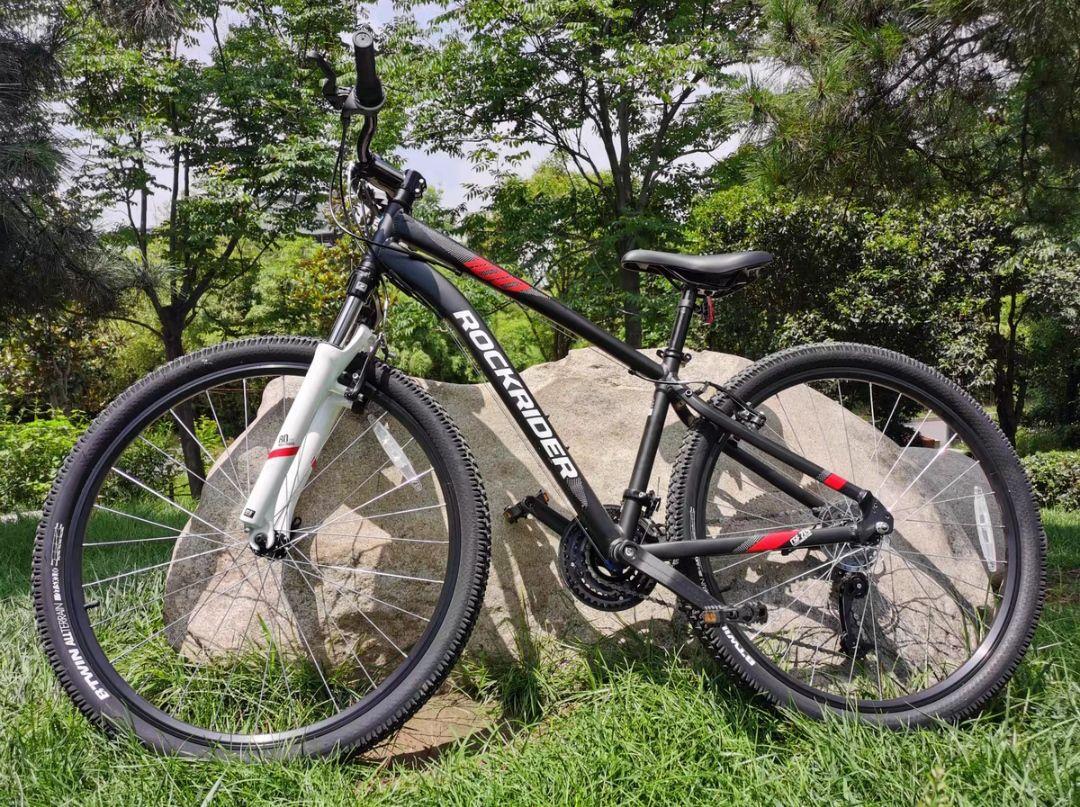 st100(售价1399)美利达 雄狮610(售价1498)捷安特 atx 620(售价1598)1