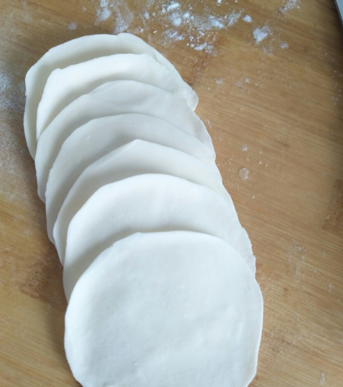 饺子皮，别傻傻的只用面粉，再加1物，饺子皮透亮、光滑、还不粘！ - 知乎