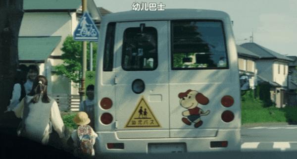 《惩罚循环》重口、荒诞、中二,这新片太猛了!