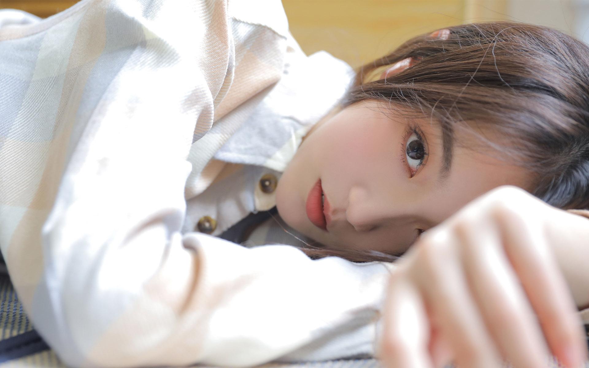 长发吊带神仙姐姐美女图片