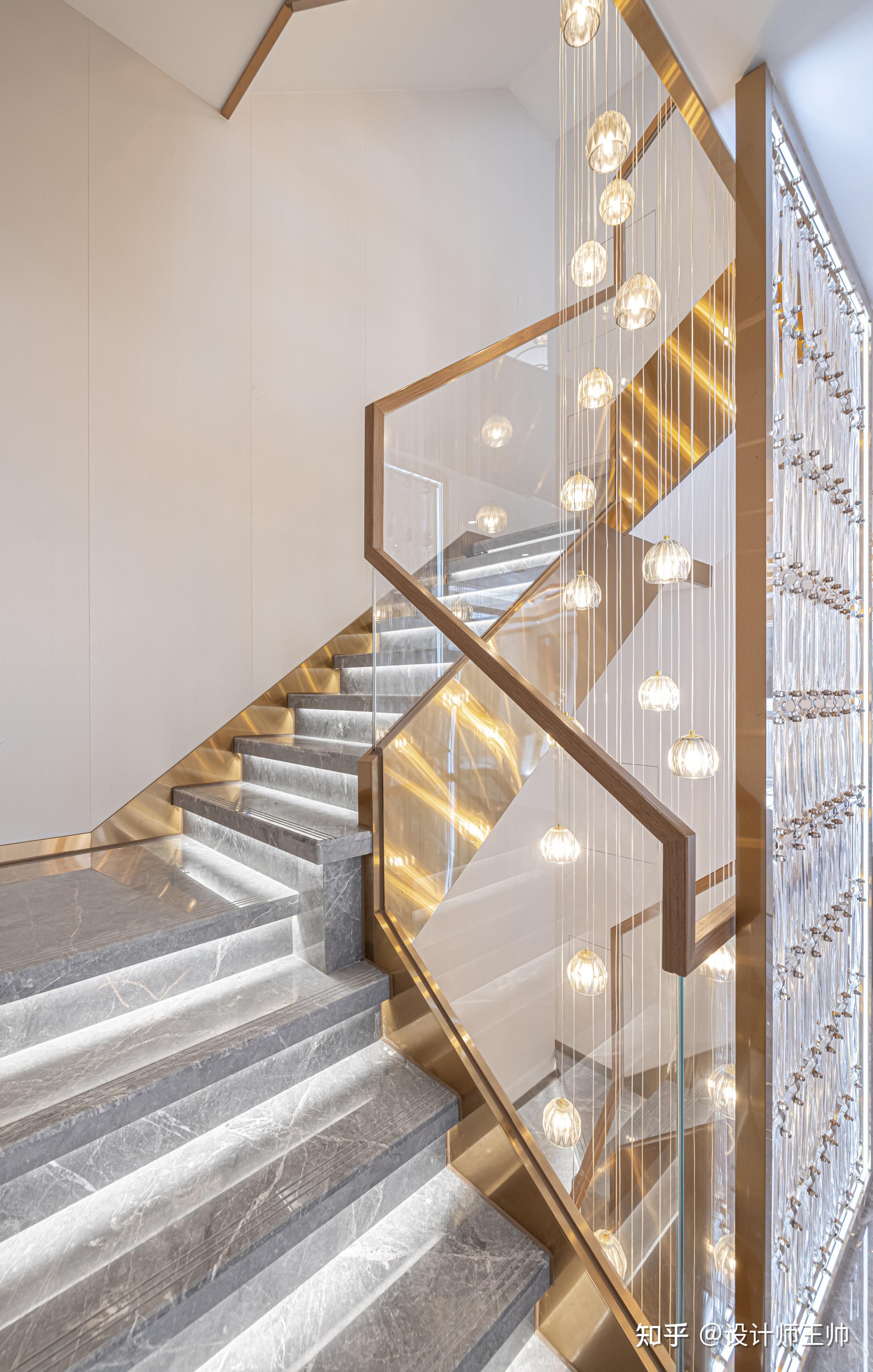 请问哪位知道哪里有别墅庭院设计优秀案例可以看啊