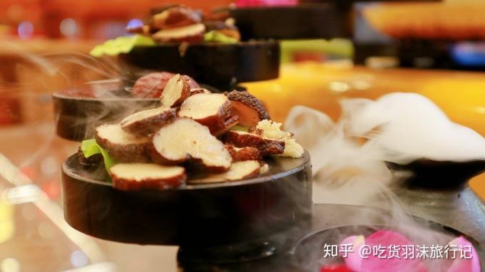 带你吃遍大理的43种特色美食,这里可不只有“风花雪月”,附6日行程规划 - 知乎