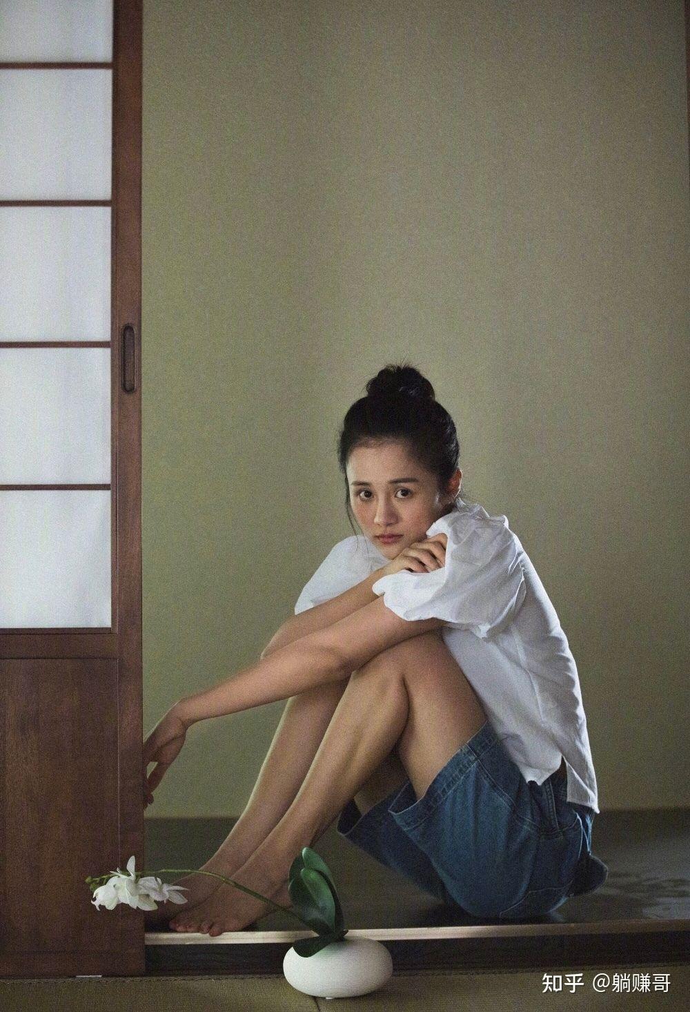 安悦溪美腿玉足壁纸